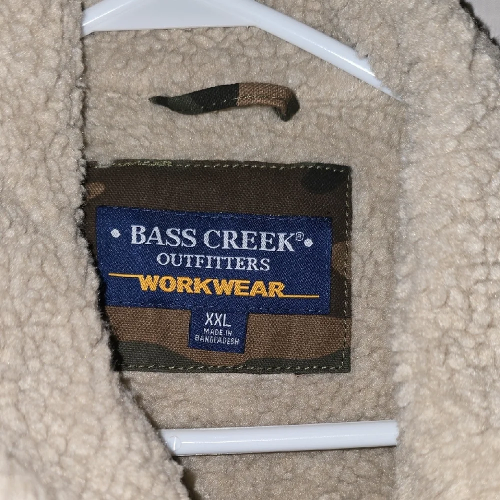 Bass Creek Outfitters Men's Camouflage Field Jacket w/ Sherpa Body & Collar XXL
